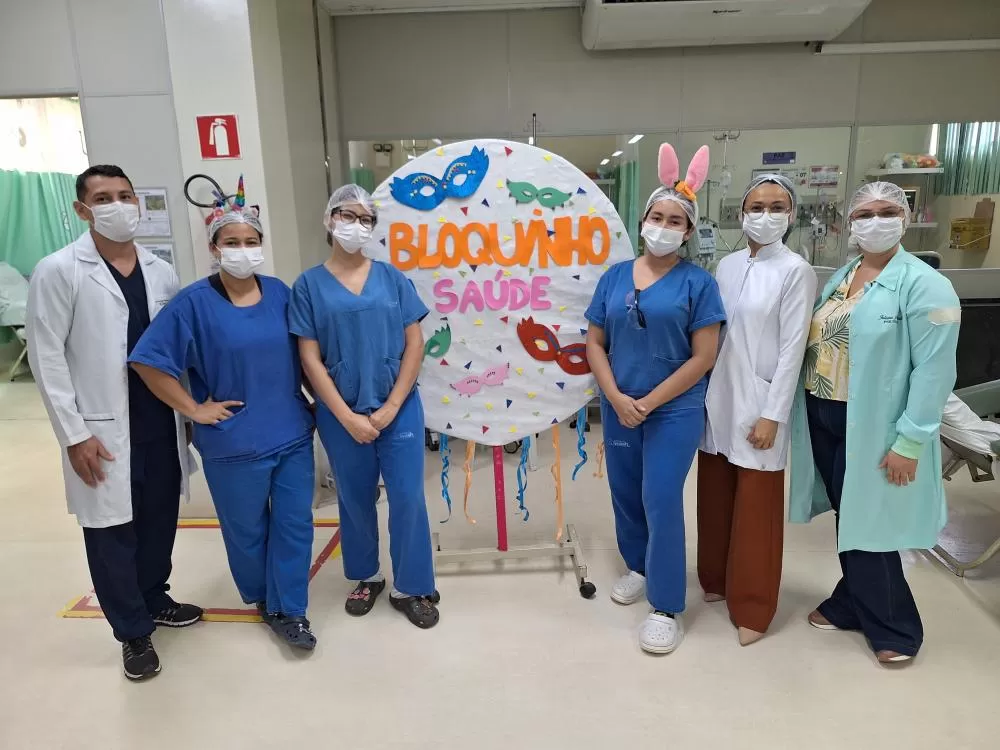 “Bloquinho da Saúde” leva carnaval de música, alegria e fantasias no Regional de Santarém